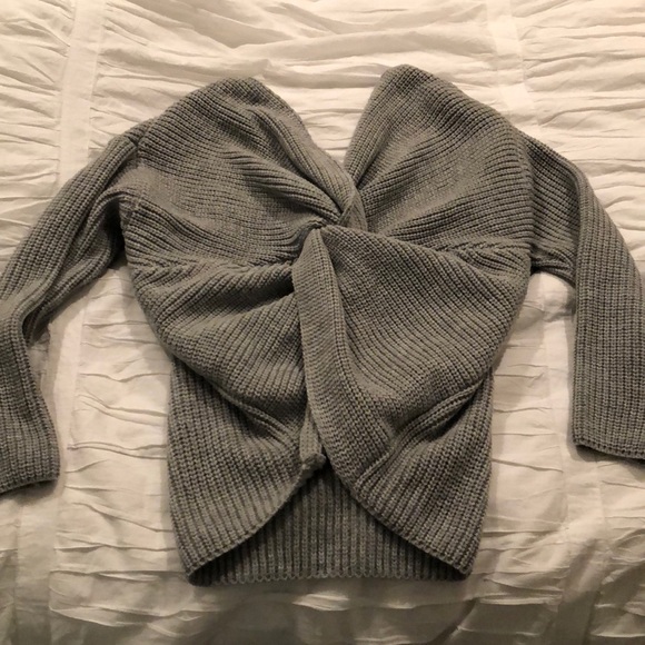 Miracle Sweaters - Women’s Gray Back Bow Detail Sweater Miracle Sweaters - Women’s Gray Back Bow Detail Sweater